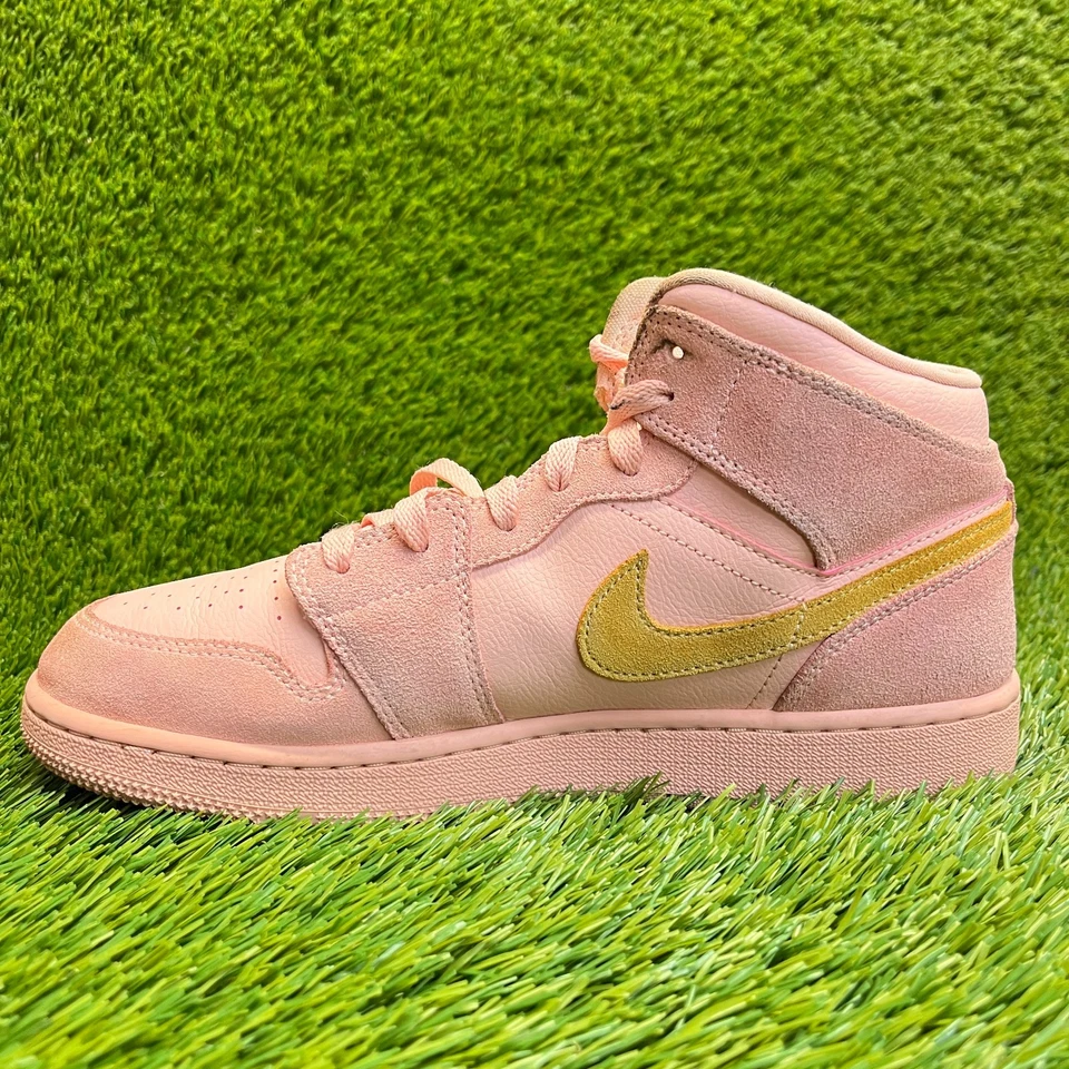 Nike Air Jordan 1 Mid Girls Size 7Y Pink Gold Outdoor Leather Shoes Sneakers - Image 3 of 4
