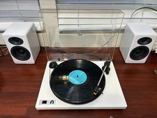 U-Turn Audio Model Orbit Turntable With Audio Technica Cartridge . Gen 1