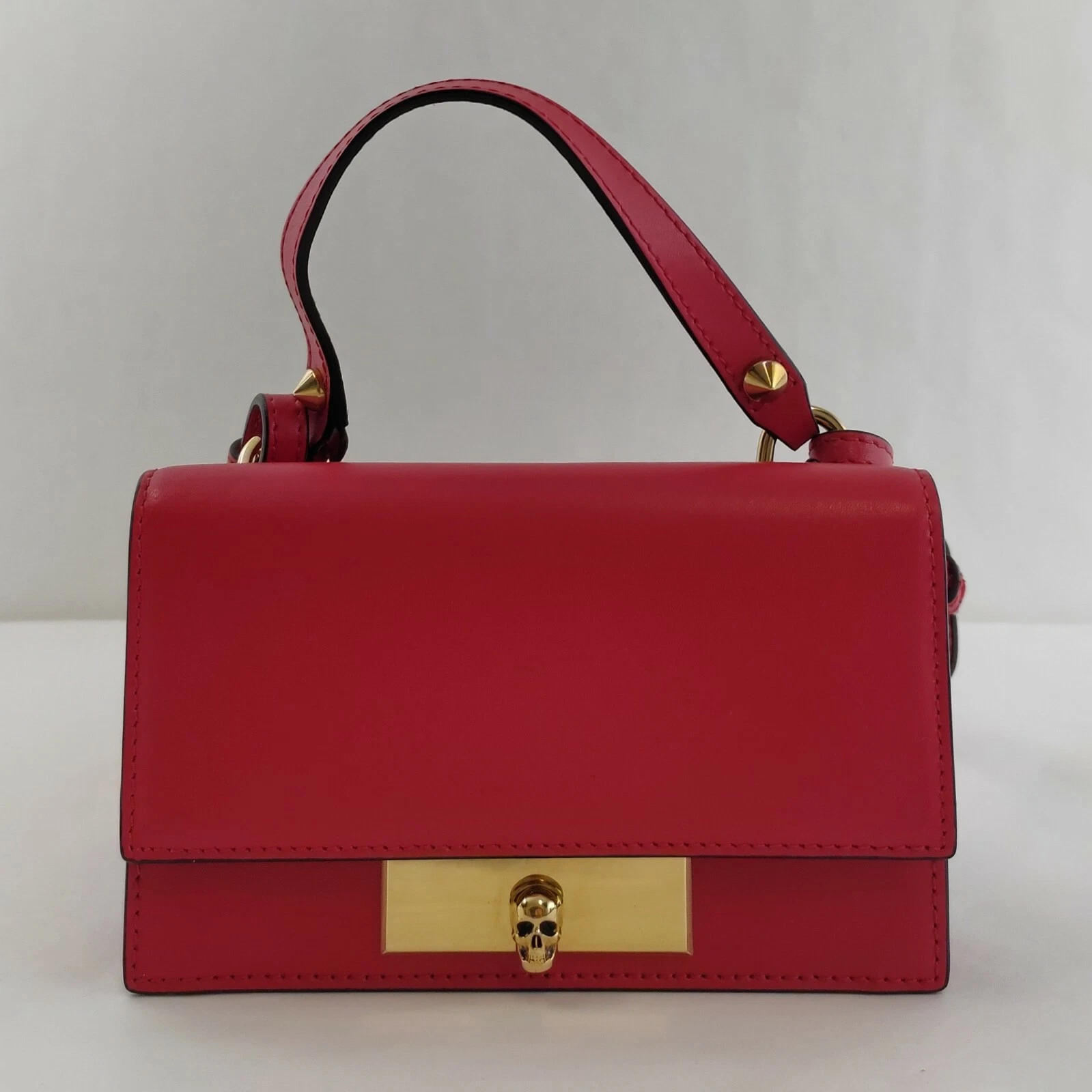 Alexander McQueen Red Leather Mini Skull Lock Crossbody Bag 609444 6013 N