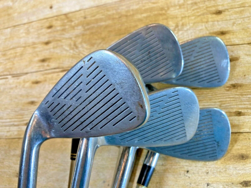 JUEGO DE HIERRO ESTERLINA GOLFSMITH DAMA 4 - PW RH APOLLO SOMBRA GRAFITO (7 PALOS) ⛳GUC Foto 3 de 4