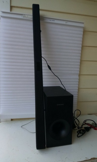 samsung 120w soundbar wired sub