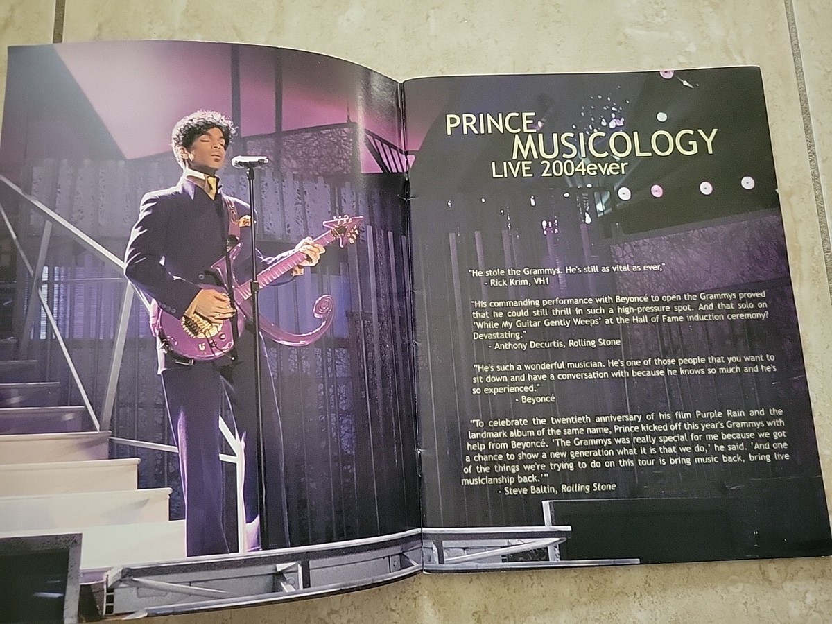 PRINCE MUSICOLOGY LIVE 2004ever TOUR CONCERT PROGRAM BOOK