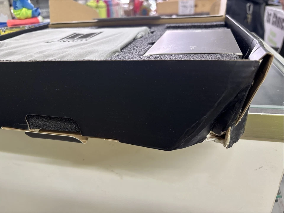 Amplificador de auriculares equilibrado Monolith Liquid Gold y DAC de Alex Cavalli Foto 3 de 3