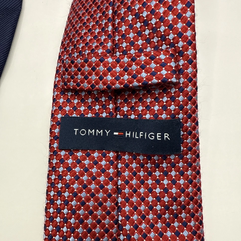 Tommy Hilfiger男式红色和蓝色领带100%真丝 — 第 2/3 张图片