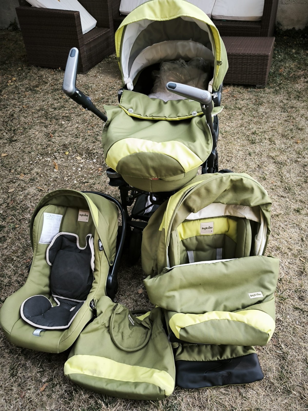 Trio Inglesina Zippy Free Completo + Kit auto
