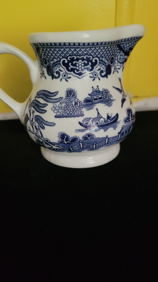 Blue Willow Churchill China Cream Jug, Made In England By - View #7
