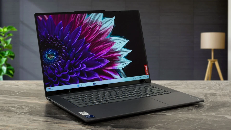 Lenovo Yoga Slim Aura 15.3" Intel Core Ultra 7 Touchscreen Laptop - Brand New