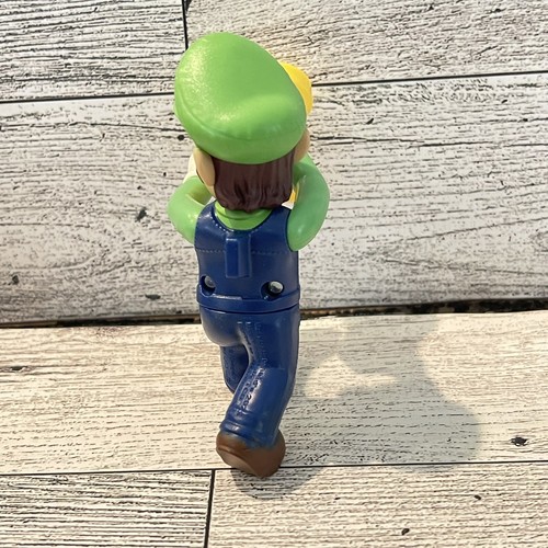 NEW McDonald’s Nintendo Luigis Mansion Collectible Mini Figurine - Picture 3 of 5