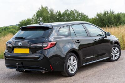 Sonnenschutz Blenden für Toyota Corolla Touring Sports ab 2019 Sonnenblenden Kpl