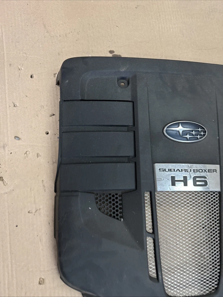 2005 2006 2007 2008 2009 SUBARU LEGACY OUTBACK 3.0 H6 ENGINE COVER OEM Motor - Image 2 of 4