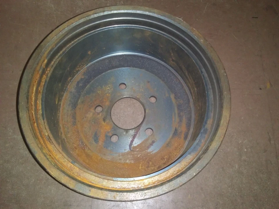 Dodge/Plymouth Dart/Valiant 1973-1976 tambor de freno delantero de 9 pulgadas Foto 2 de 3