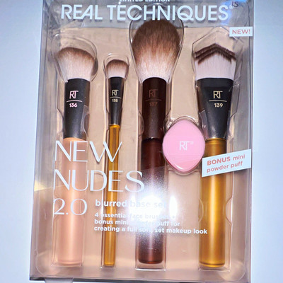 Real Techniques New Nudes 2.0 4pc Synthetic Brush Set + Mini Puff Limited Ed