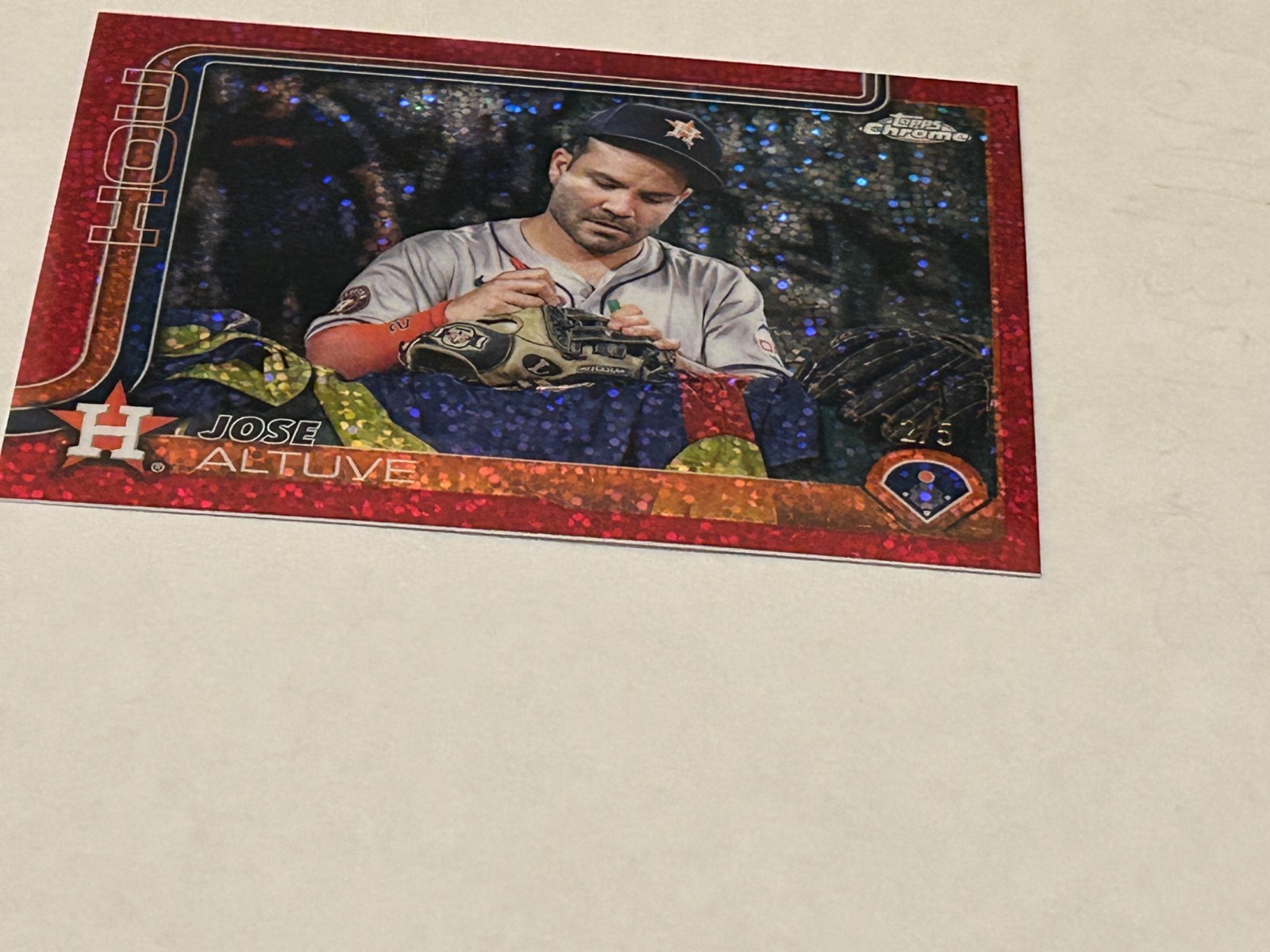 2025 TOPPS CHROME #77   JOSE ALTUVE IMAGE VARIATION RED SPECKLE PARALLEL #2/5