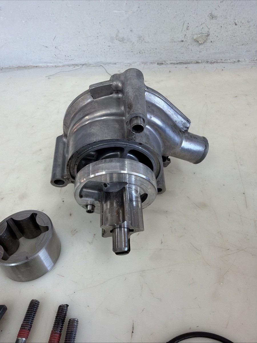 2007 KAWASAKI NINJA ZX6R ZX600P OEM ENGINE WATER OIL PUMP 16160