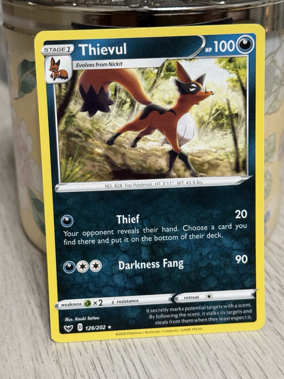 Thievul Rare - 126/202 - Sword & Shield Base Pokemon 2020