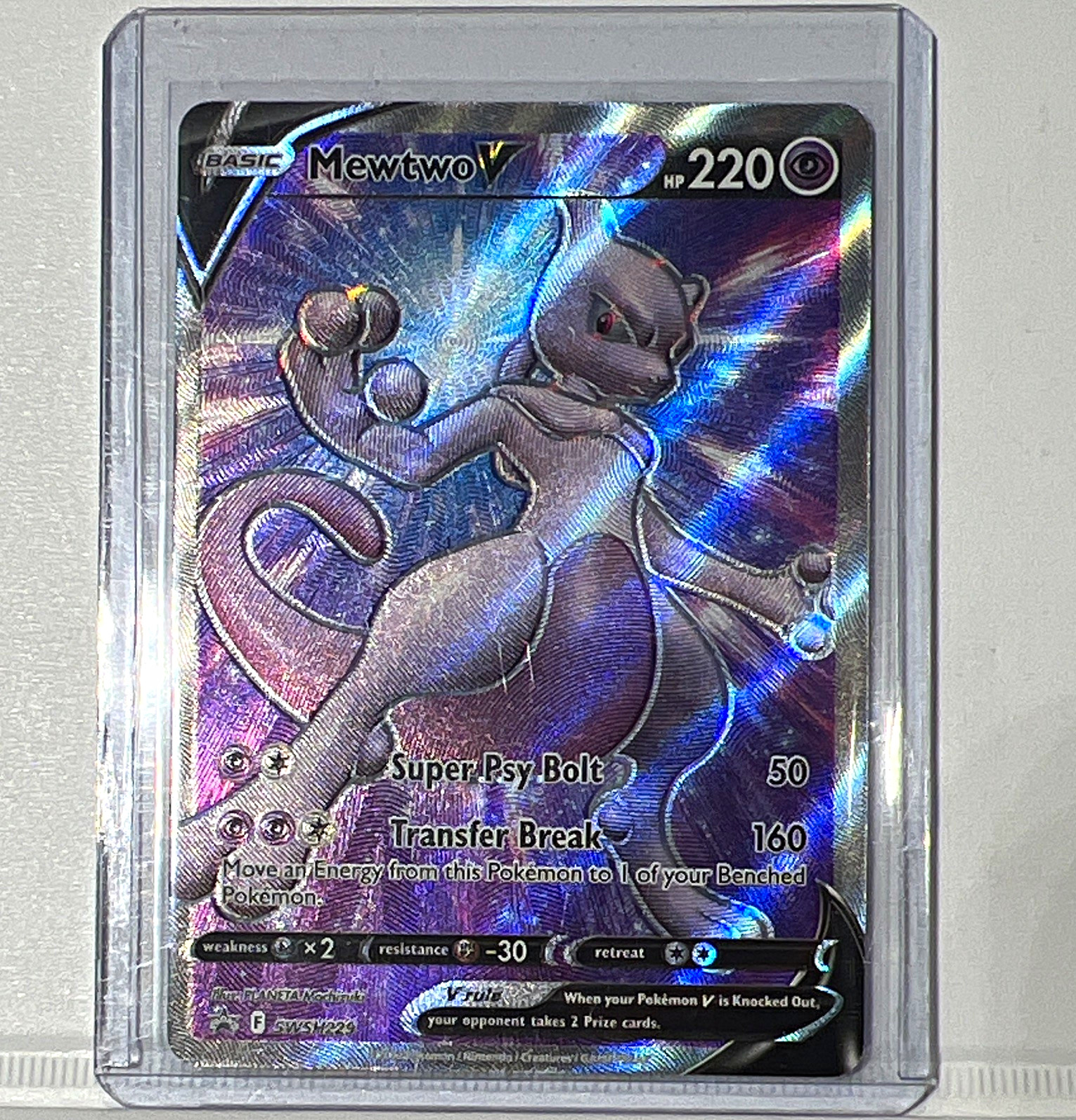 The Pokémon Company Mewtwo V SWSH229 Sword & Shield Promo Holo 220 HP Eng