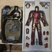 Hot Toys MMS278D09 Avengers: Age of Ultron Ir...