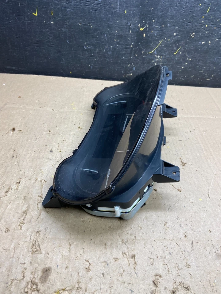 Cadillac XTS 2019 velocímetro cuadro de instrumentos indicadores OEM U4981 DG Foto 4 de 4