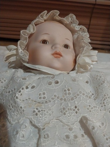 Muñeca de porcelana Victoria Ashlea Originals Goebel 1989 #37 de 1000 Bette Ball - Imagen 2 de 13