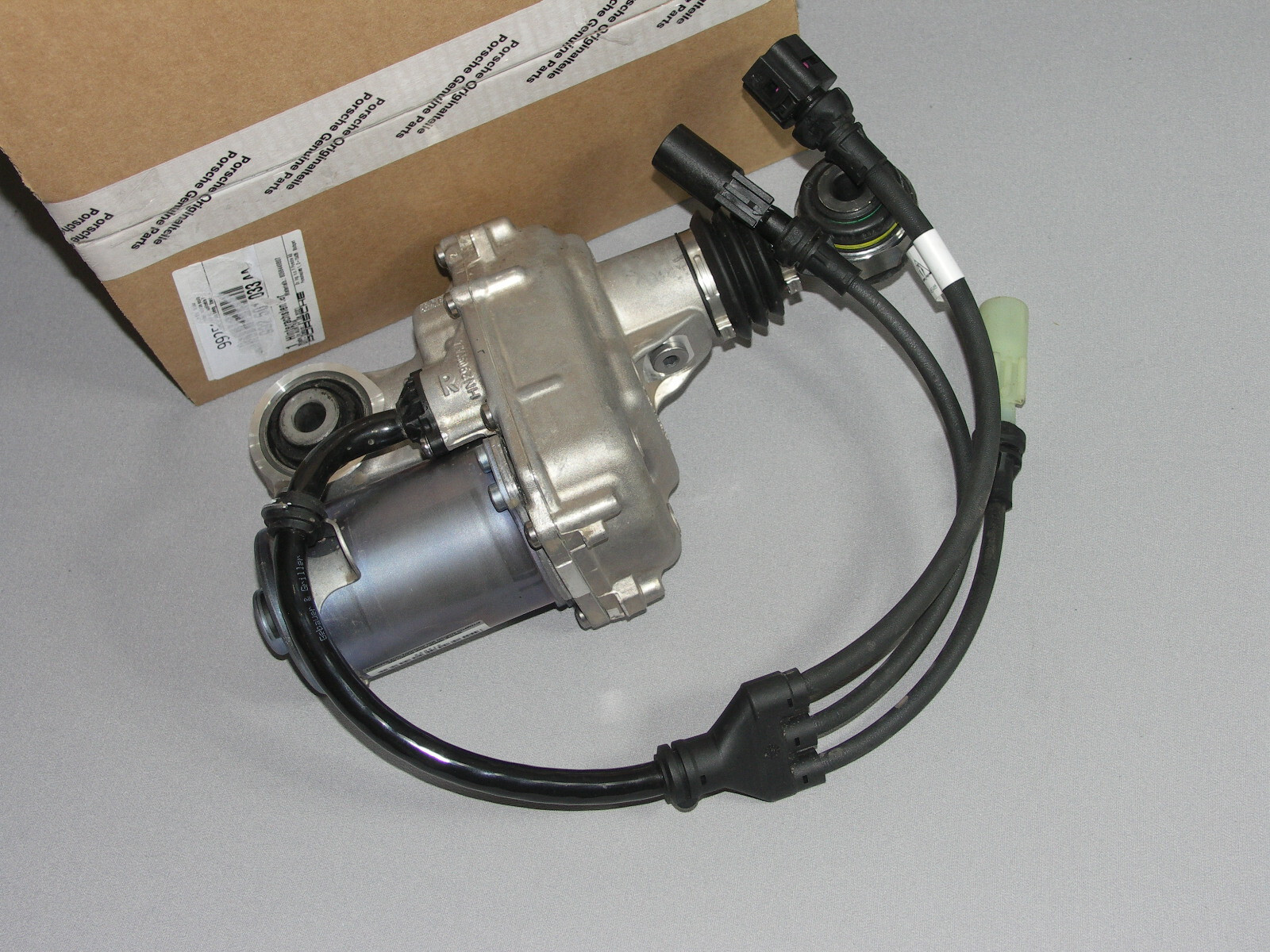 NEU Porsche 911 992 Hinterachslenker Motor rear axle steering 