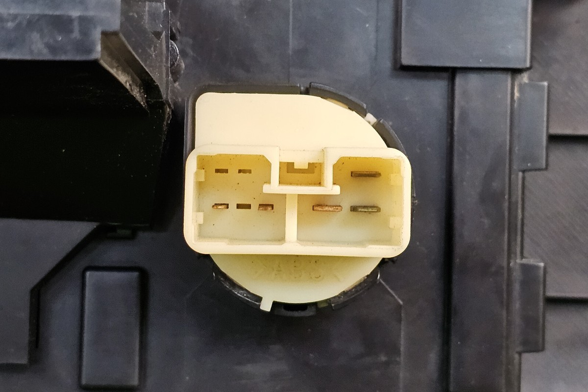 Toyota FJ Cruiser 2007-2010 AC Heater Climate Controller Oem 88620