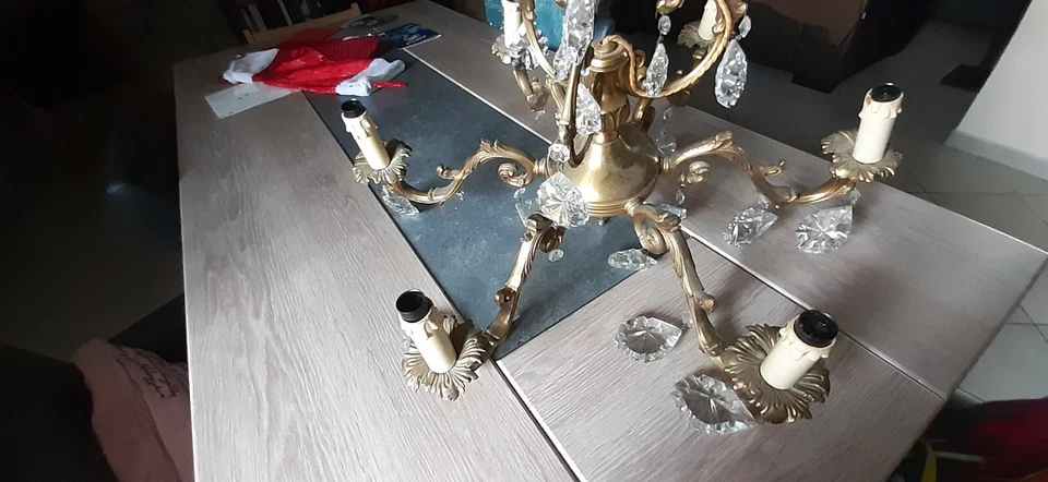 Un grand luminaire lustre ancien laiton et verre style Louis XV six branches - Photo 4/4