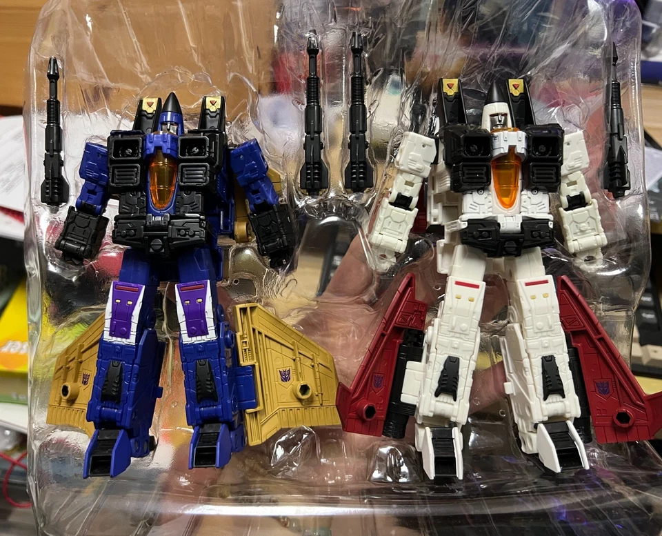 Transformers War For Cybertron Earthrise Ramjet & Dirge & Thrust Exclusives - Image 4 of 4
