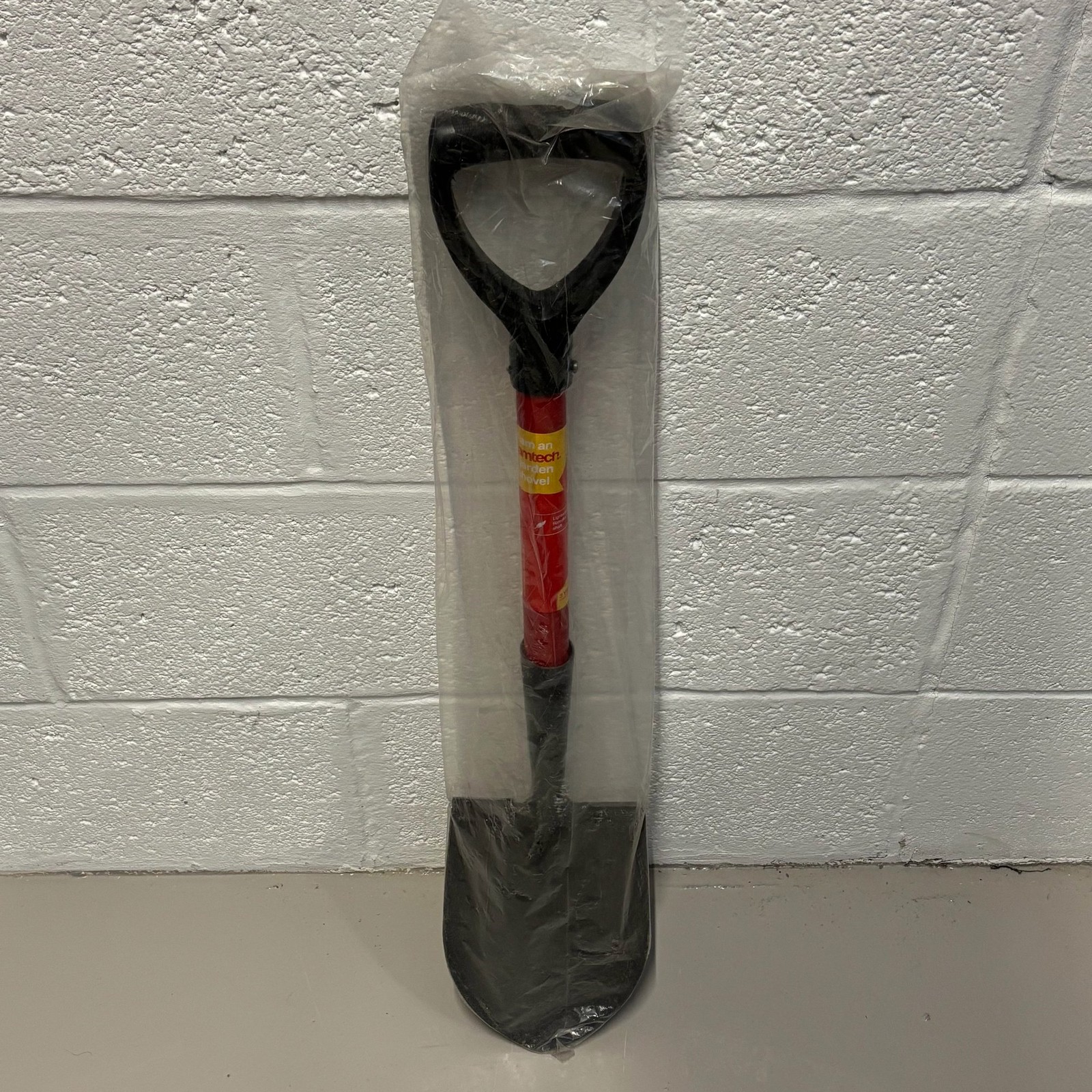Garden Shovel Lightweight Fibreglass Shaft Black Red Handle Amtech U1860