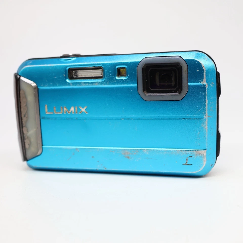 Panasonic Lumix DMC-FT25 16.1MP Waterproof Digital Camera-  Blue (F15), photo 2 of 5