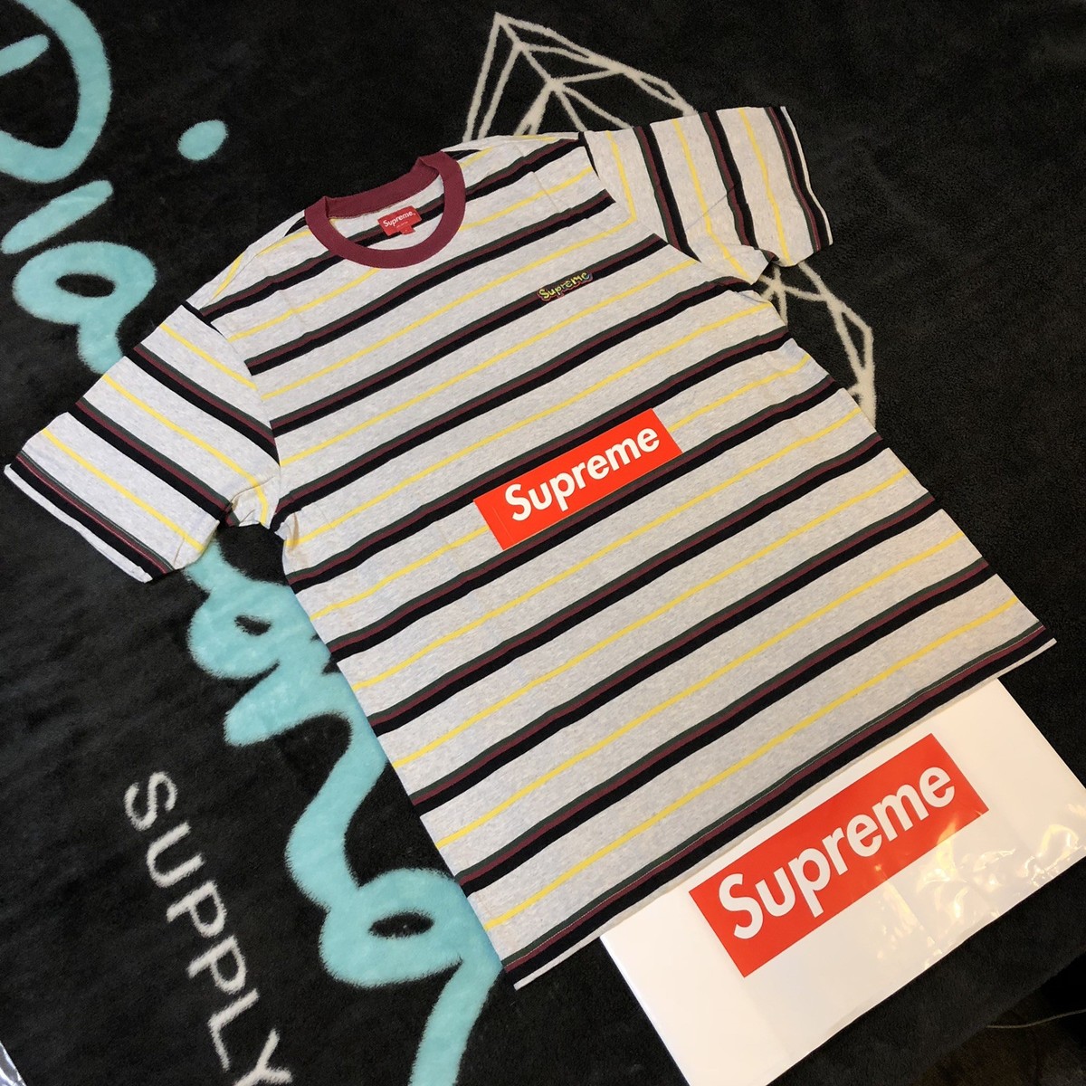 ☆25SS WEEK18☆Supreme Tape Tee Supreme Tape Tee (SS25) -