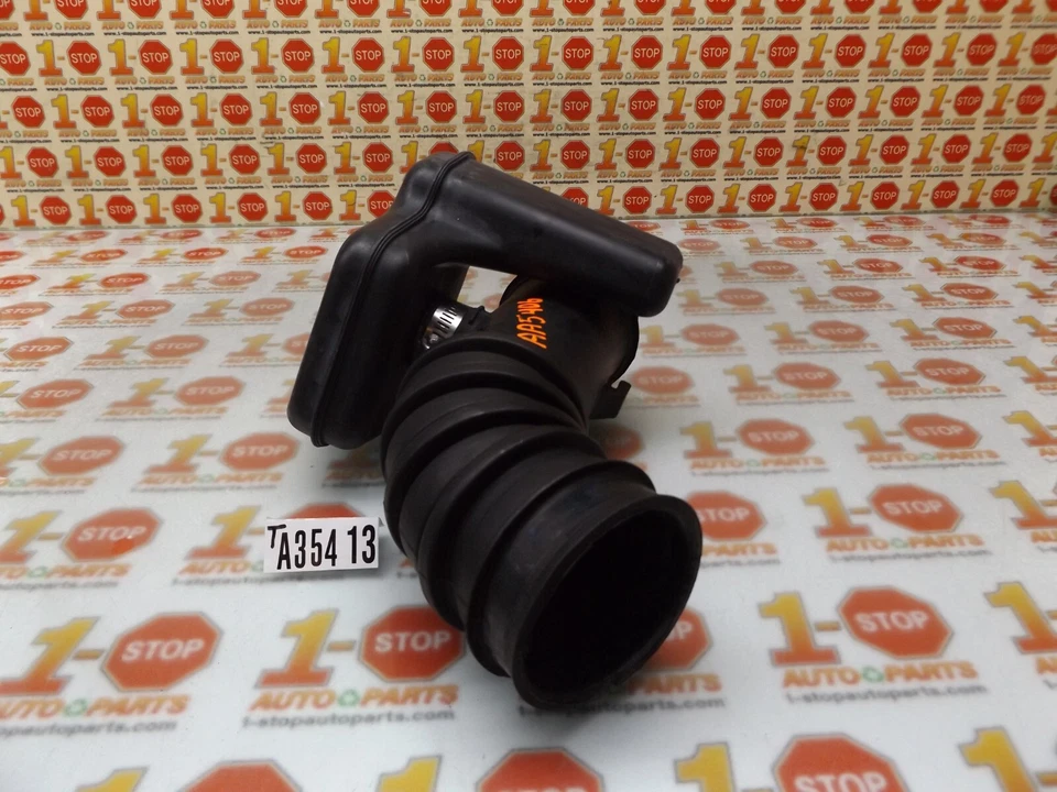 Manguera de tubo de admisión de aire Toyota Corolla 1993-1997 17894-02020 OEM Foto 4 de 4