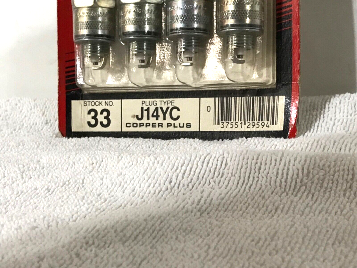 NOS! 8-Pack Vintage Champion Copper Plus Spark Plugs J14YC Ships