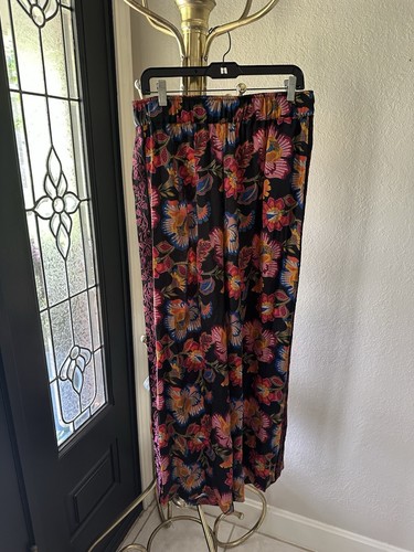 Johnny Was SIDONIA LOUNGE PANT BOHO silk pants size M Retail $295 NICE! - Picture 9 of 9