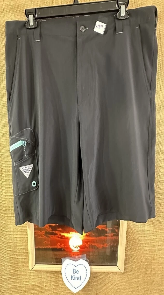 Columbia PFG Omni-Shield men’s black activewear shorts 40W 10L stretch pockets