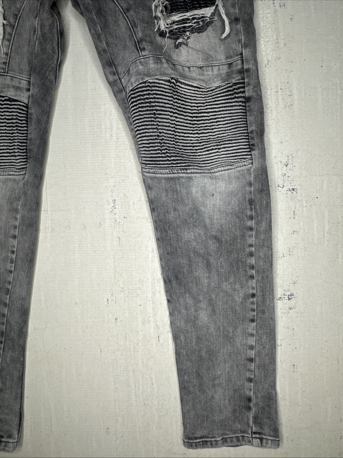 ZARA Men’s Distressed Pocket Zip Fly Gray Denim Jeans | Tag Sz: 34 image 3
