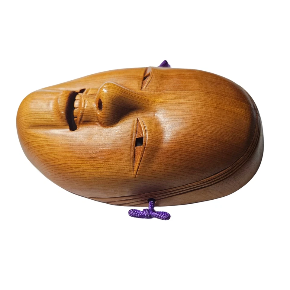 Máscara Noh de madera tallada a mano tradicional japonesa Ko-Omote (小面) de colección Foto 3 de 4
