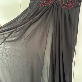 VTG DELICATES Black Lingerie Gown Sz M Red Embroidered Hearts Sheer Open Front