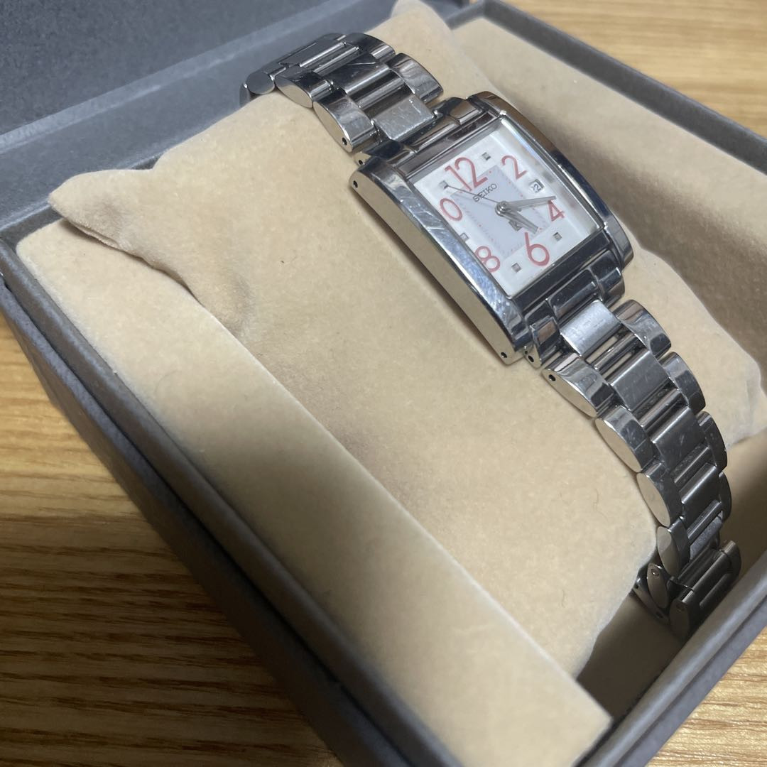 Seiko Lukia 7N82-0Dk0 Analog Quartz Women 302 Rukia Women'S Watch
