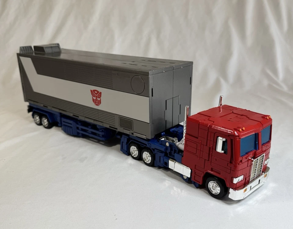 TAKARA TOMY Transformers Obra Maestra MP-44 Optimus Prime Convoy Ver.3.0 Foto 3 de 4