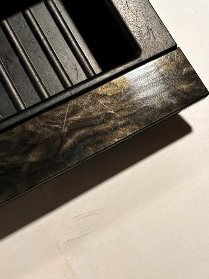 Ford Expedition 2015-2017 consola central portavasos bisel SYNC FL1478045A76EJSMQ Foto 4 de 4