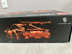 LEGO TECHNIC: Porsche 911 GT3 RS (42056)