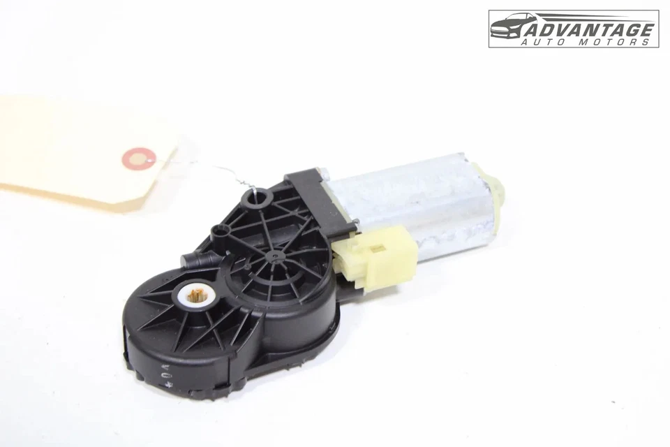 2017-2020 TESLA MODEL S FRONT RIGHT PASSENGER SIDE SEAT ADJUST RECLINE MOTOR OEM - Image 2 of 4