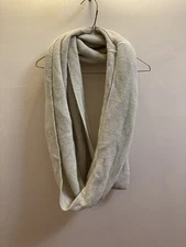 Divided by H&M Infinity Chunky Knitted Scarf  White Size One Size Soft Plush