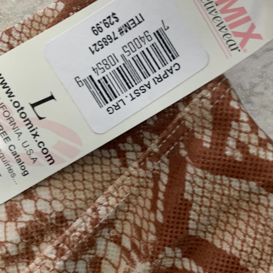 Otomix Active Wear Capri Workout Large cotton/lyrcia Made In USA Y2K snake print - Image 4 of 4