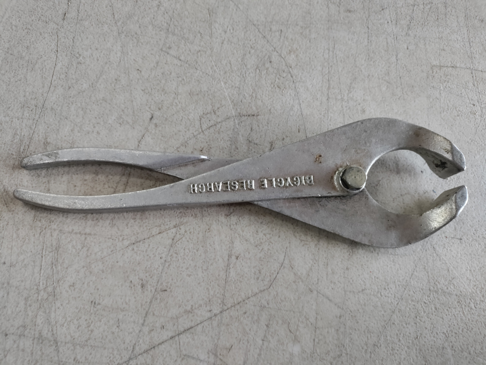 Vintage BICYCLE RESEARCH Bike Tire Seating Tool  