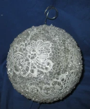 GRAND FLORIDIAN Original Disney Cast Member Prop ~Christmas Ornament from Deco