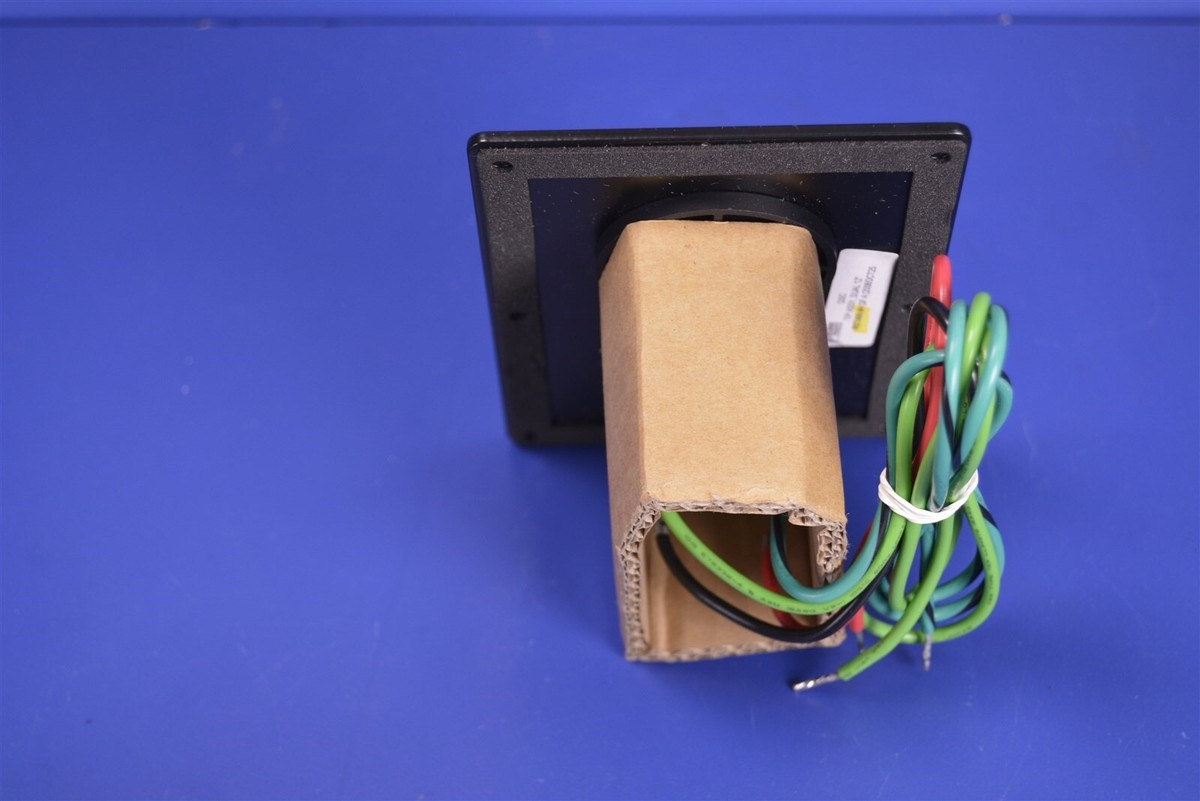 Plaque Terminale Haut-parleur QSC 14 AWG Avec Connecteurs Neutrik - Neuf