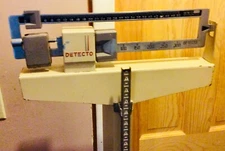 Old Vintage DETECTO Metal 350lb Capacity DOCTOR PHYSICIAN FLOOR SCALE Industrial