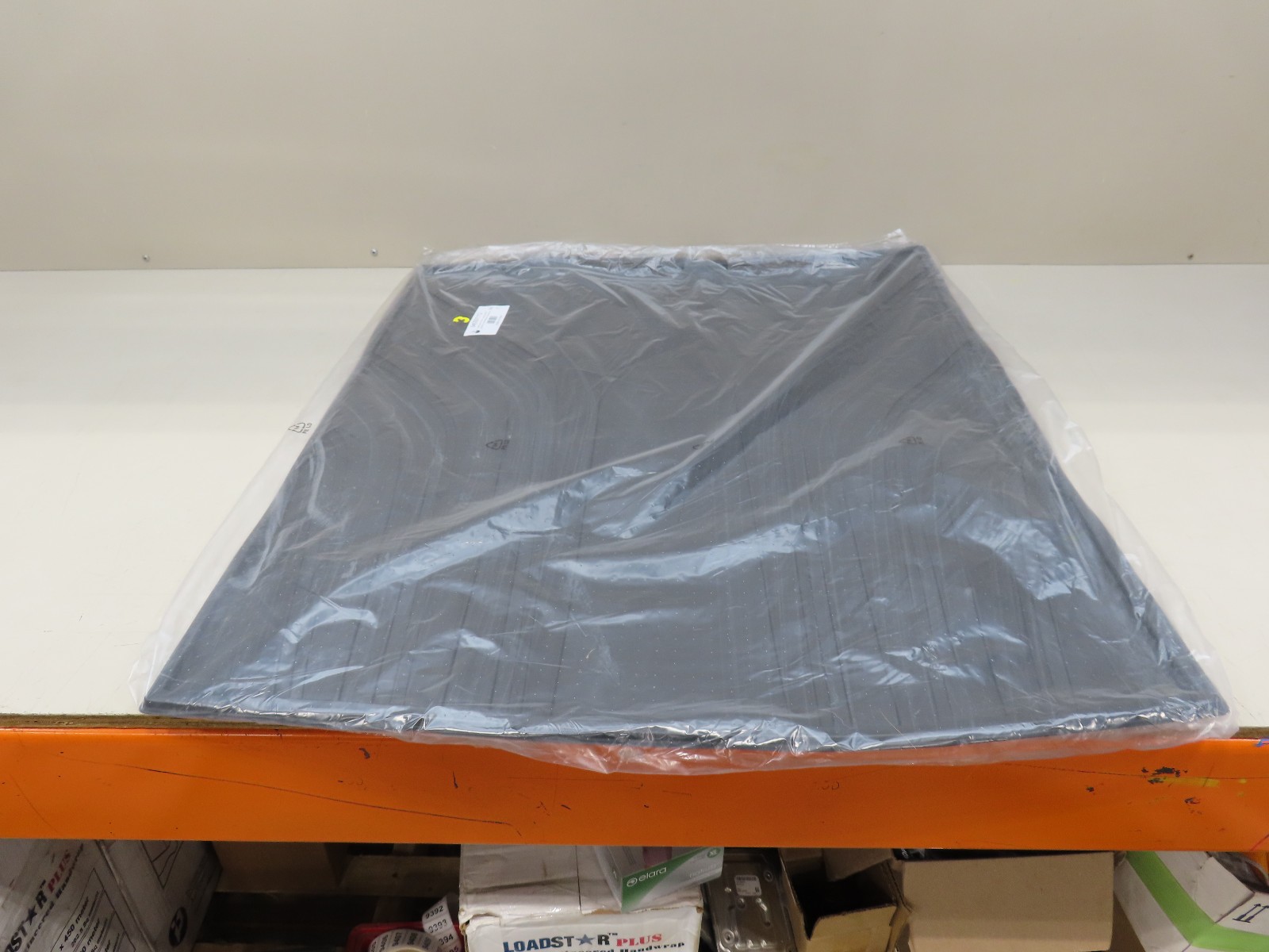MASERATI LEVANTE LUGGAGE COMPARTMENT MAT OEM
