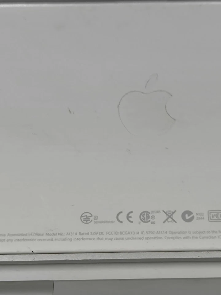 Viel 2 Apple Tastaturen A1314 - für Teile - Bild 4 von 4